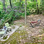 Modern Cabin With Hot Tub Grill Lake Beach Wineries Hiking Fishing And Hershey Park Family And Pet Friendly Superhosts On Ab&B