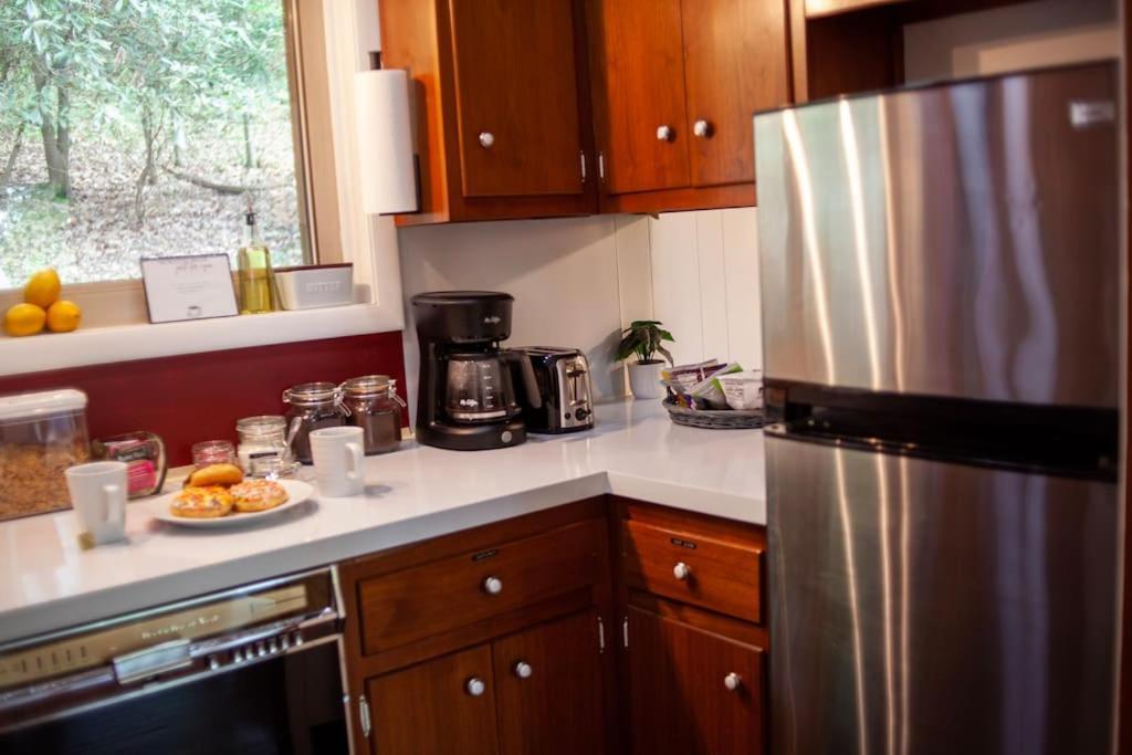 Lakeside Retreat: Pet-friendly With Hot Tub & Outdoor Activities Mount Gretna