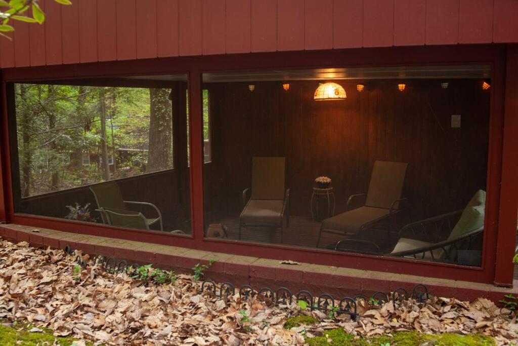 Lakeside Retreat: Pet-friendly With Hot Tub & Outdoor Activities Casa de férias *