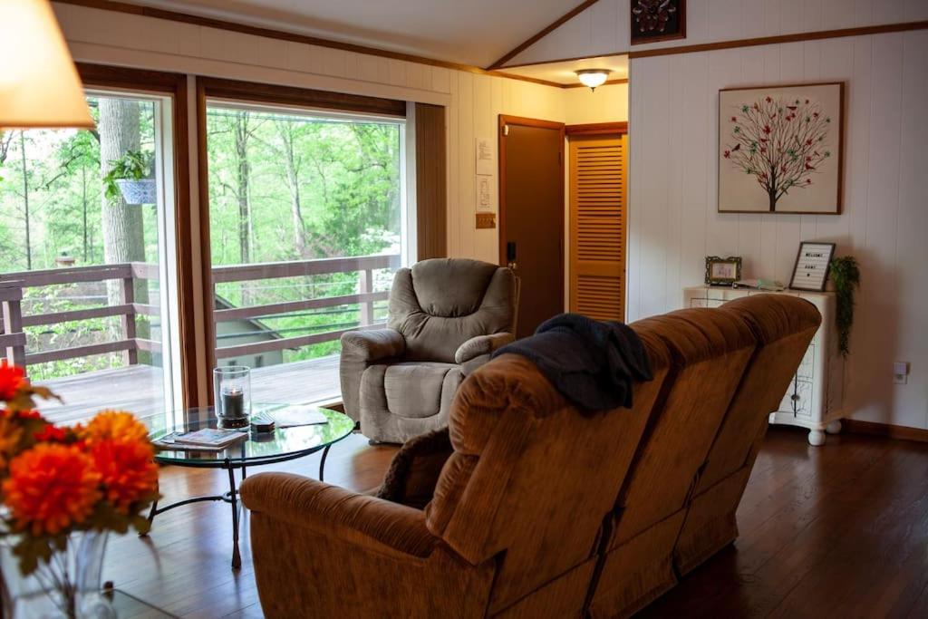 Casa de férias Lakeside Retreat: Pet-friendly With Hot Tub & Outdoor Activities Mount Gretna
